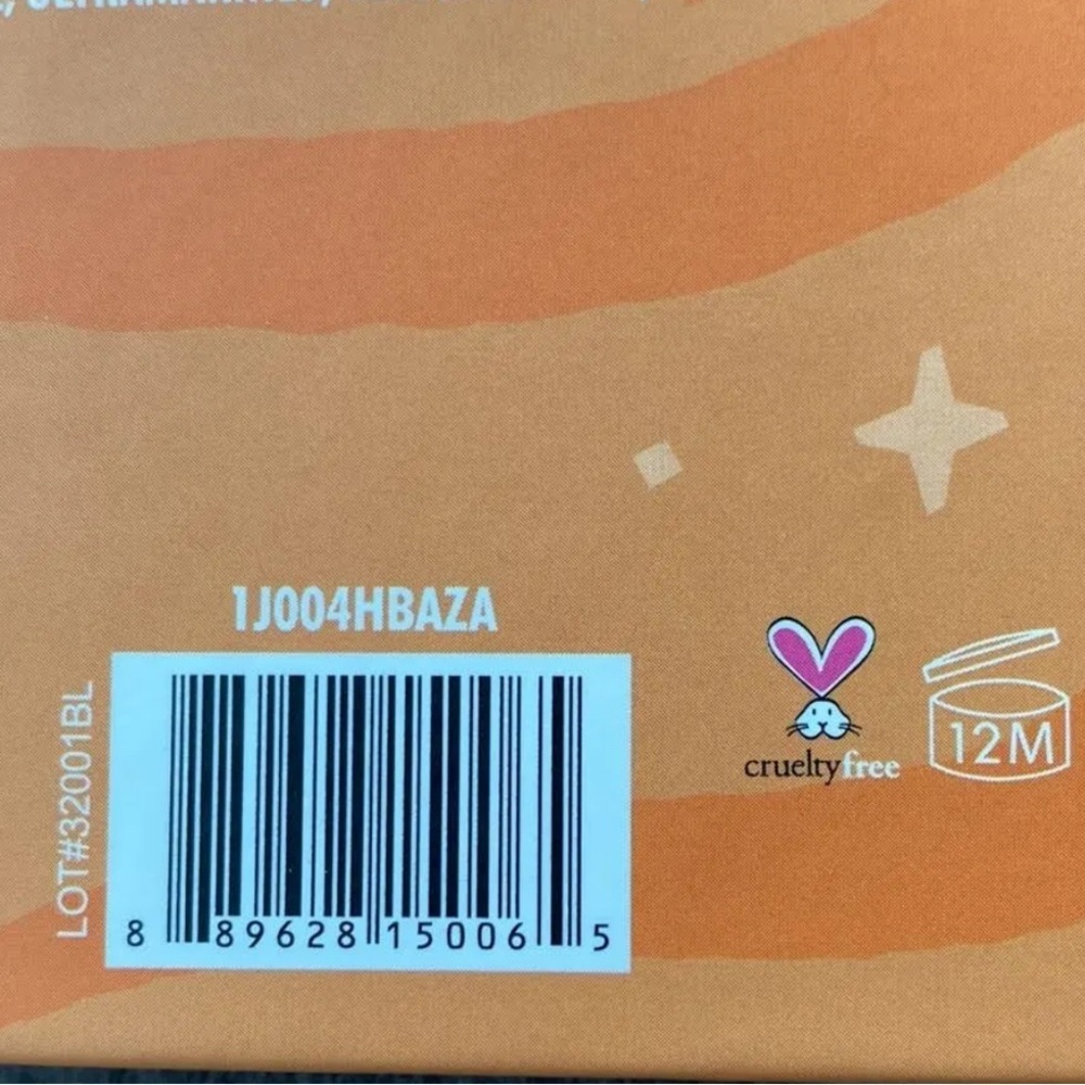 Cinnamon Toast Crunch Eyeshadow Palette - Vibrant Colors - Picture 2 of 5